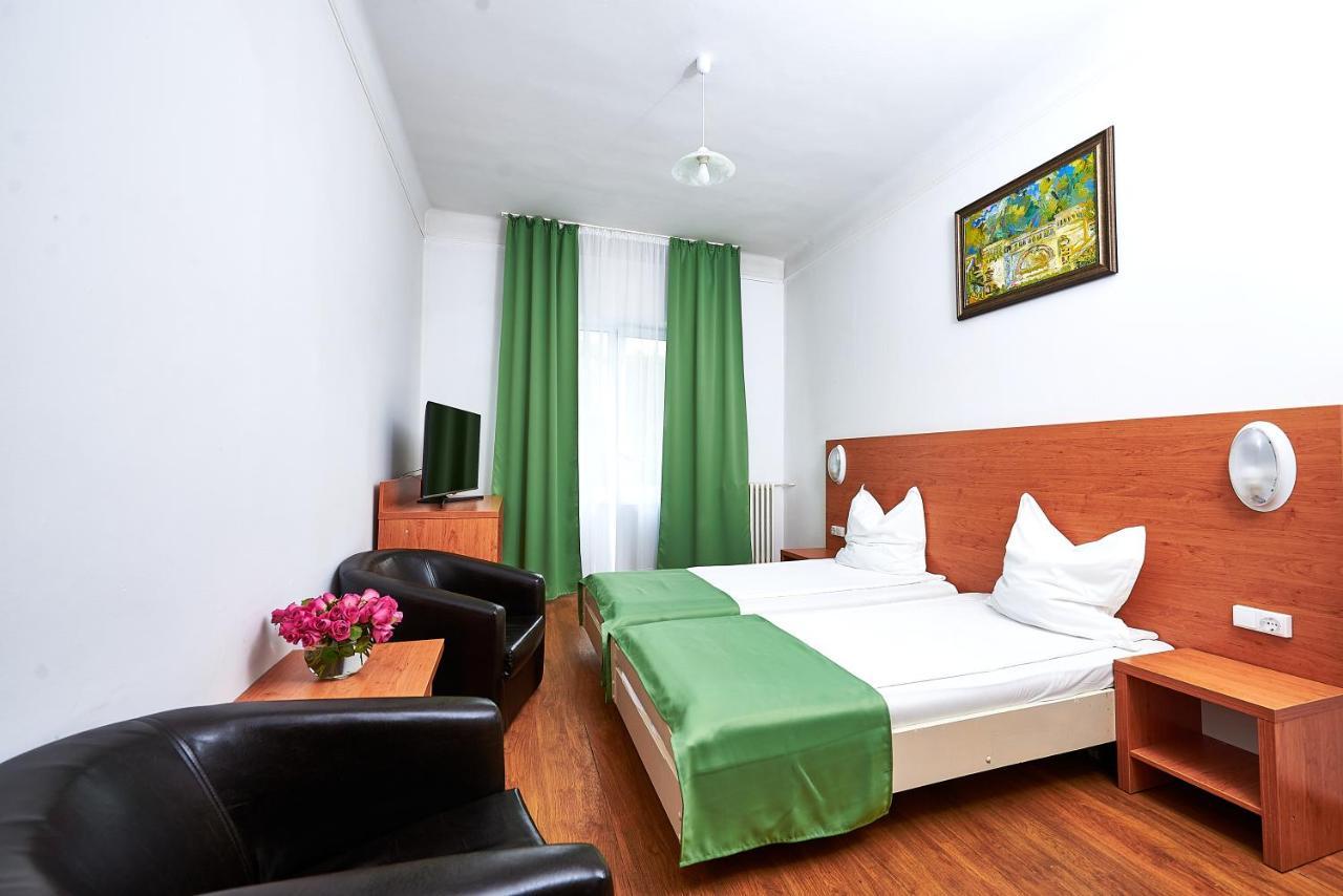 Hotel Parc ไบเล โกโวรา ภายนอก รูปภาพ